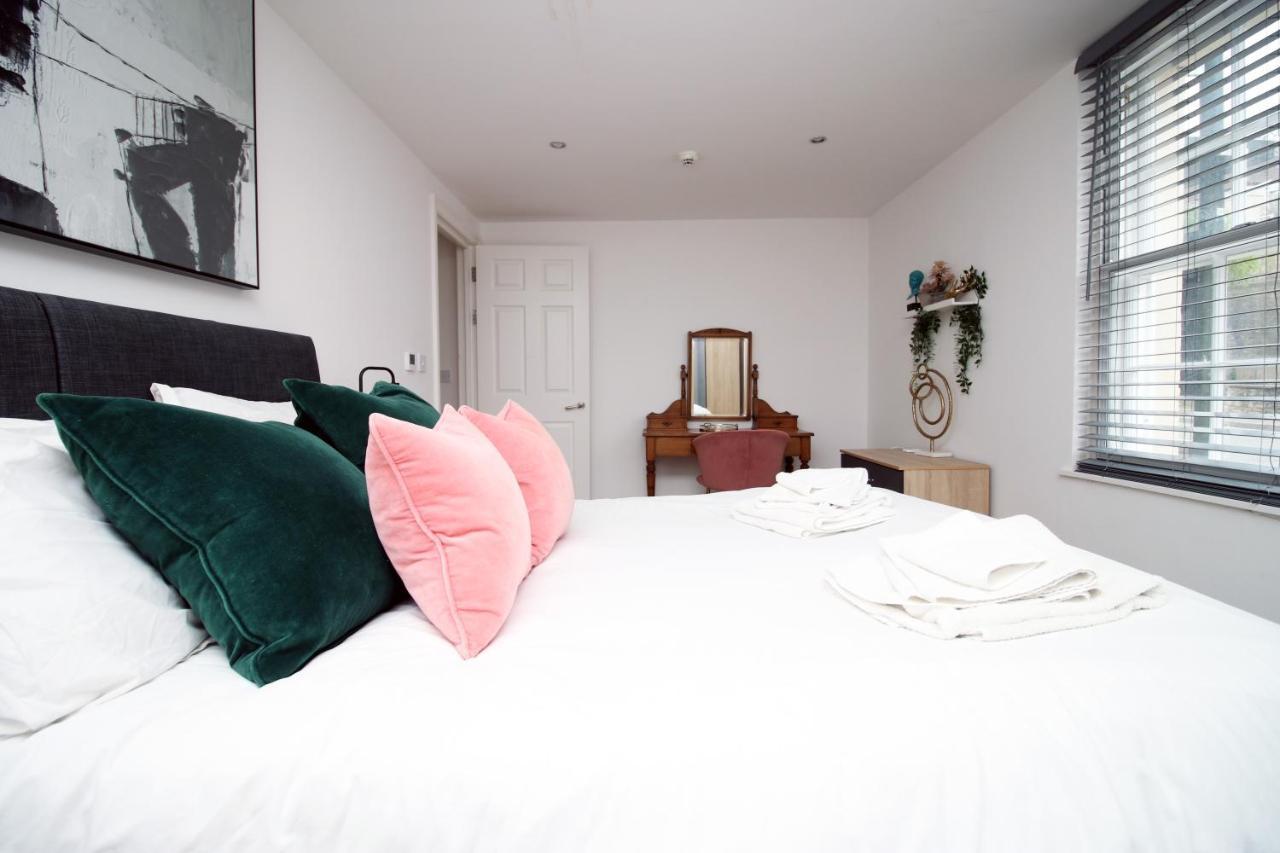 Flat 1 Batheaston By Mia Living Stylish 1 Bedroom Property With Free Parking Esterno foto