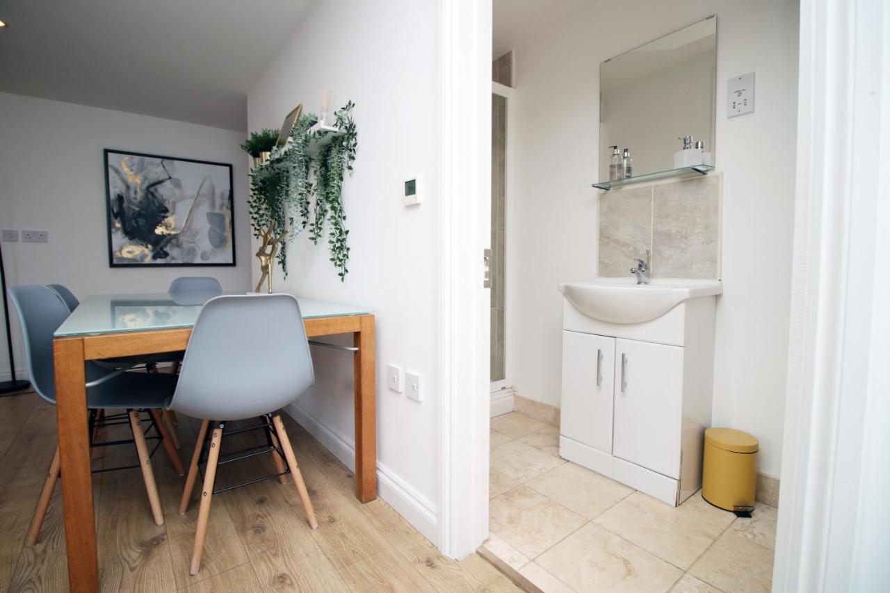 Flat 1 Batheaston By Mia Living Stylish 1 Bedroom Property With Free Parking Esterno foto