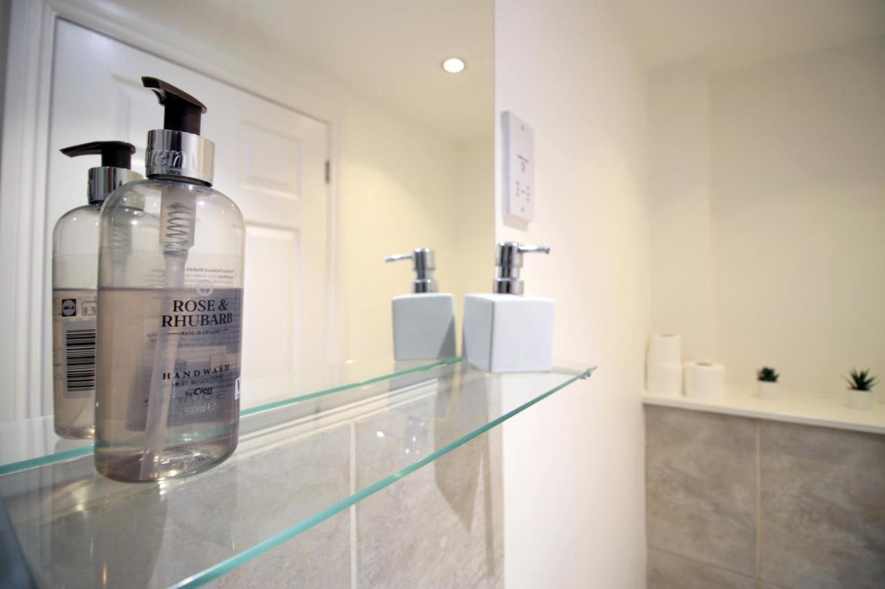 Flat 1 Batheaston By Mia Living Stylish 1 Bedroom Property With Free Parking Esterno foto